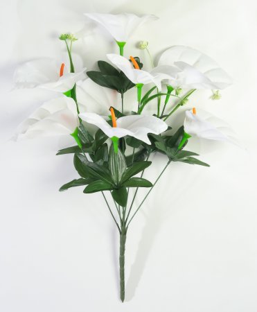 Букет калл белый бархат 8 цветков