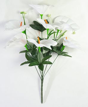 Букет калл белый бархат 8 цветков от магазина KALINA являющийся официальным дистрибьютором в России 