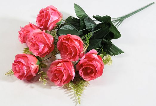Букет роз "Синьора" 7 цветков от магазина KALINA являющийся официальным дистрибьютором в России 
