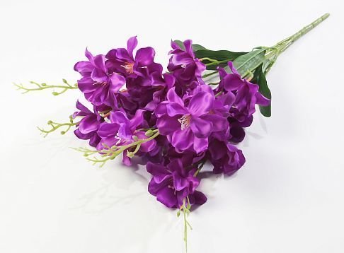 Букет орхидеи "Каролина" 5 веток от магазина KALINA являющийся официальным дистрибьютором в России 