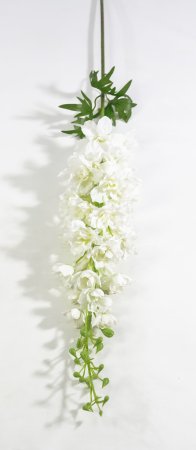 Ветка дельфиниума белая