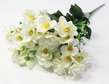 Букет крупных фиалок 12 веток