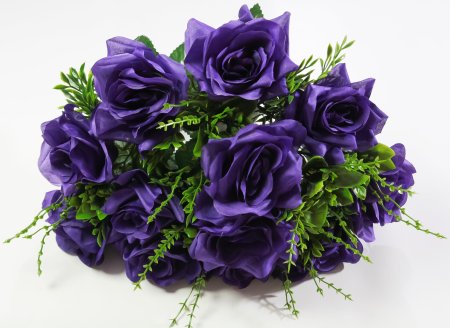 Букет роз Нерон 18 веток