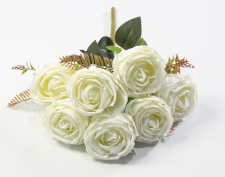 Букет роз Помпонелла" молочный 7 цветков