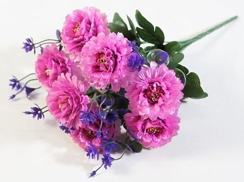 Букет цинний "Чародейка" 7 цветков от магазина KALINA являющийся официальным дистрибьютором в России 