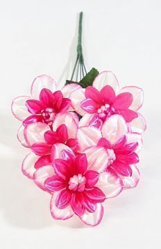 Букет лилий "Аглая" 5 цветков от магазина KALINA являющийся официальным дистрибьютором в России 
