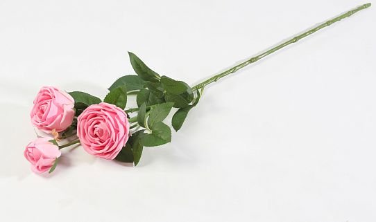 Ветка розы 3 цветка с латексным покрытием розовая от магазина KALINA являющийся официальным дистрибьютором в России 
