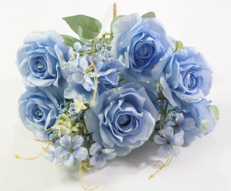 Букет роз Дилара голубой 13 веток