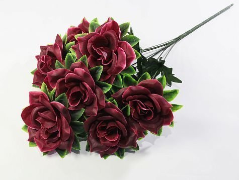 Роза "Гигант" 7 цветков от магазина KALINA являющийся официальным дистрибьютором в России 