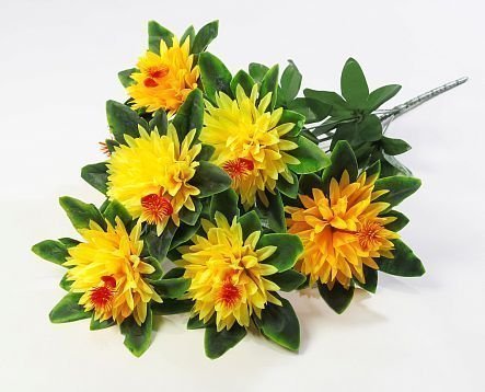 Хризантема "Ариадна" 7 цветков от магазина KALINA являющийся официальным дистрибьютором в России 