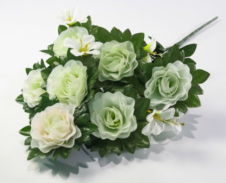 Букет роз  Эврика 7 цветков