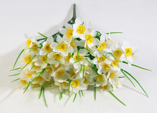 Букет нарциссов 54 цветка