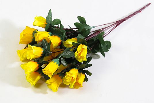 Букет роз 18 цветков от магазина KALINA являющийся официальным дистрибьютором в России 