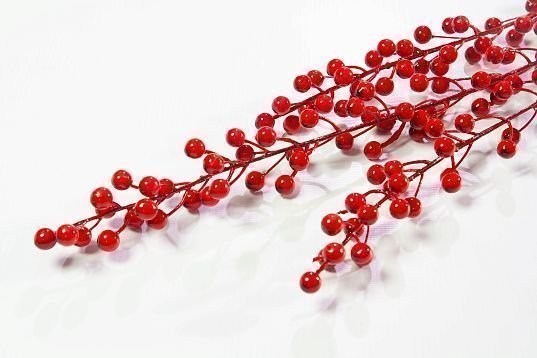 Ветка с ягодами декоративная от магазина KALINA являющийся официальным дистрибьютором в России 