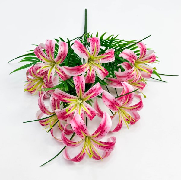 Лилия "Саранка" 9 цветков